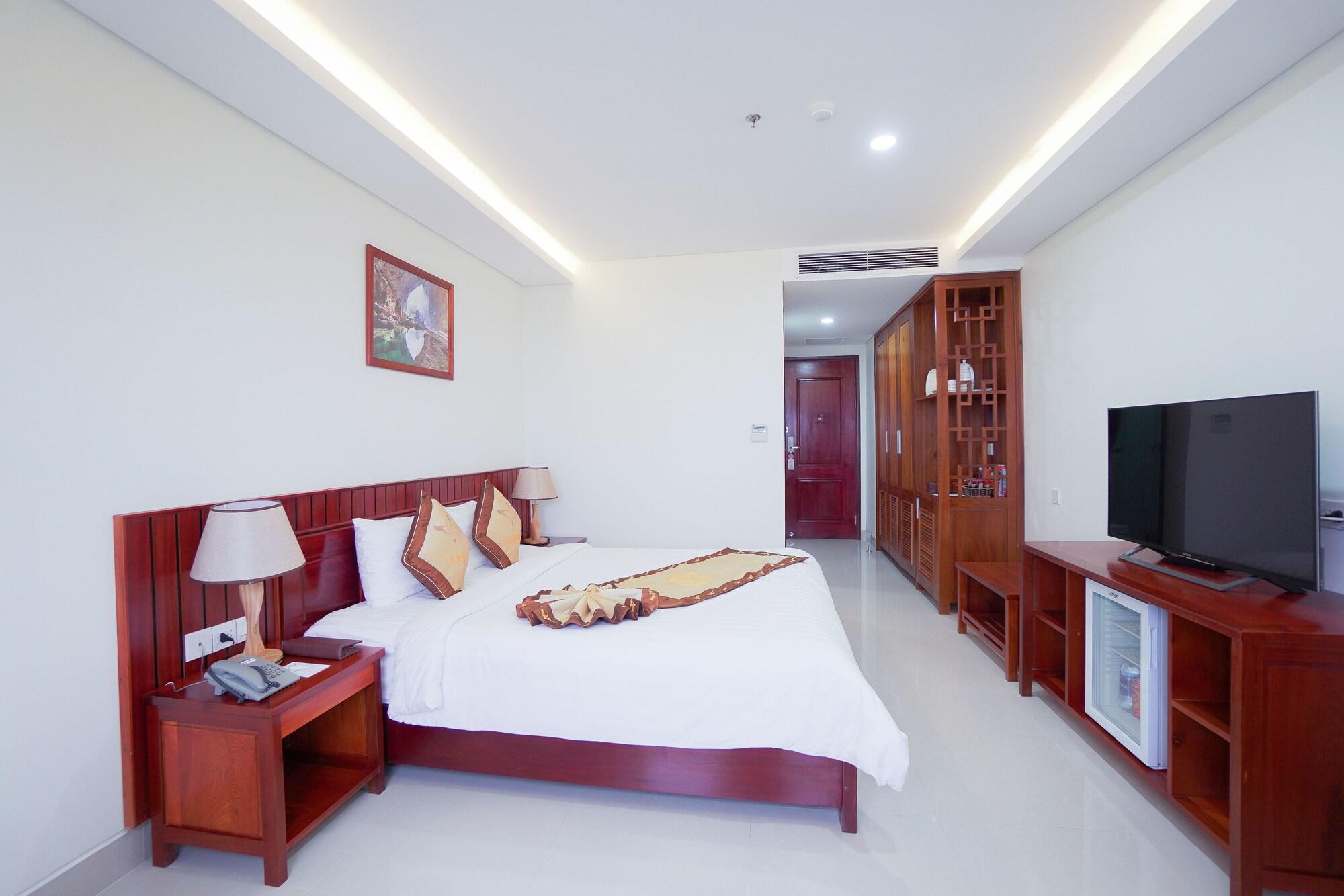 Vinh Hoang Hotel Dong Hoi Exterior foto
